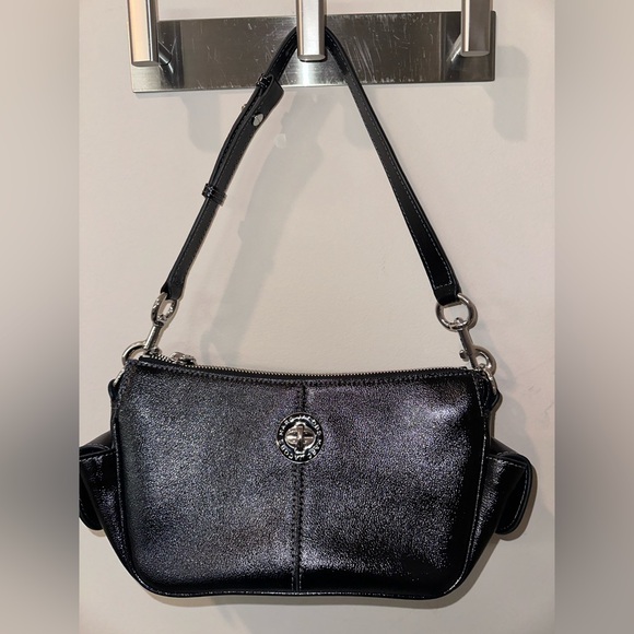 ✨Marc Jacobs Signet Turnlock Leather Shoulder Bag – NWOT Pristine ✨ Retail: $458 - Picture 14 of 15